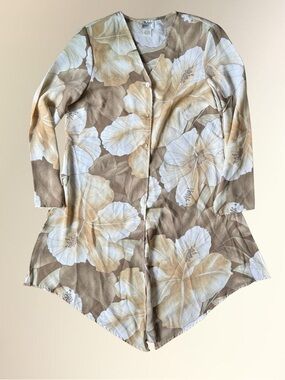 Midnight Velvet Neutral Beige and Cream Floral Blouse